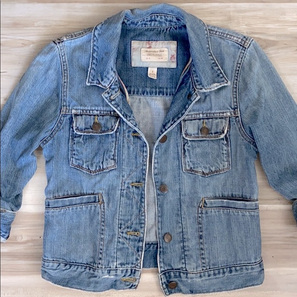 ❤️ Abercrombie & Fitch Vintage Distressed Denim Jacket - Picture 4 of 9